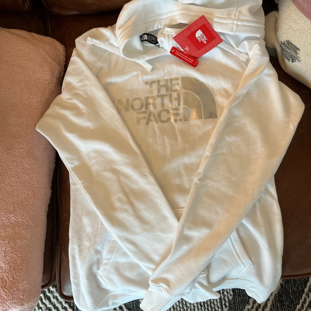 ❌SOLD❌ Brand new white The North Face Hoodie